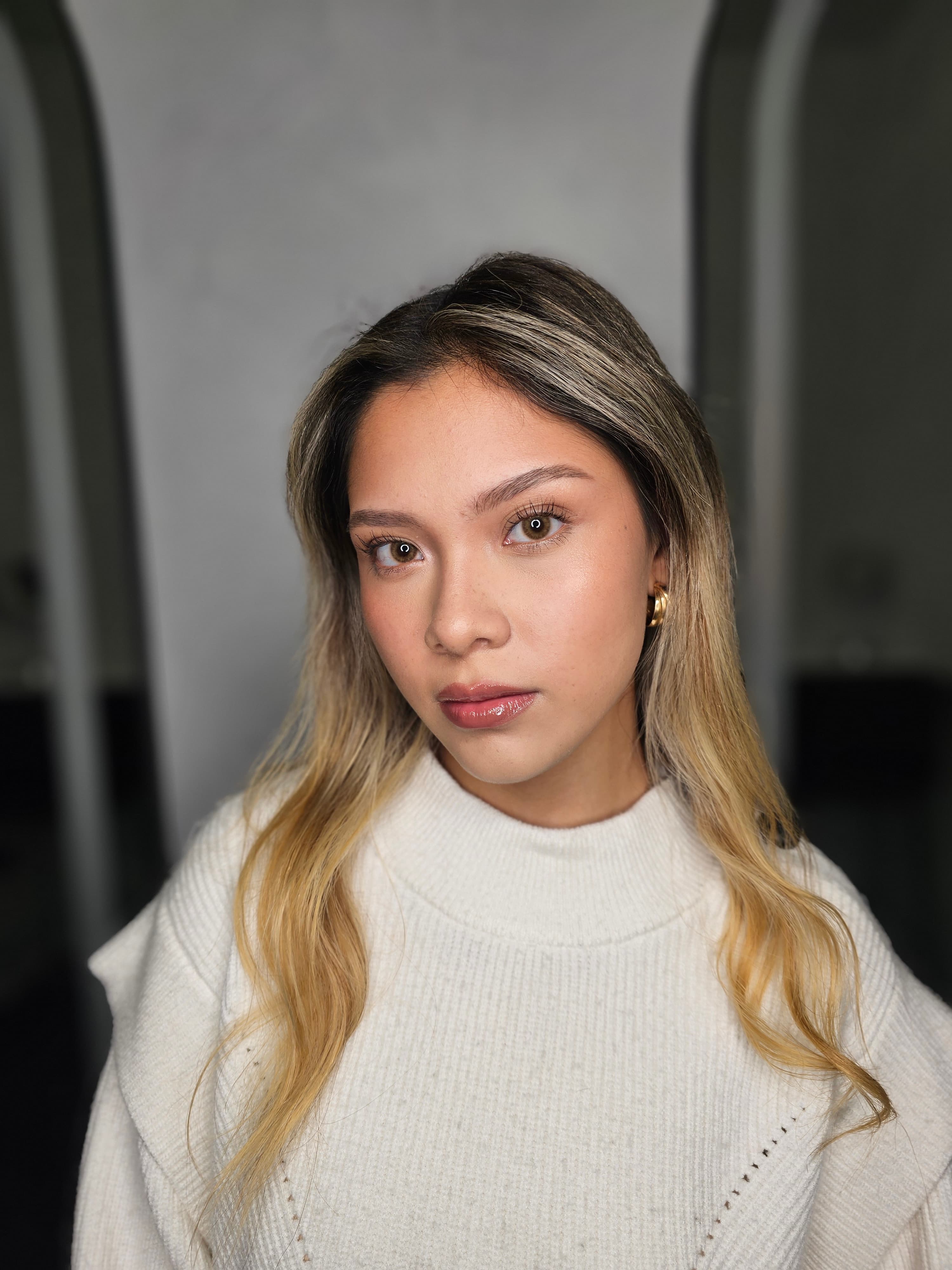 Social makeup for special events with a sophisticated finish